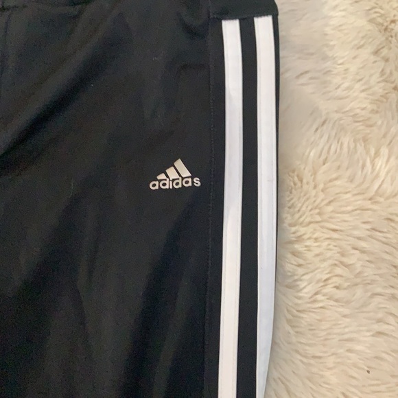 Adidas leggings whit white stripes - Picture 2 of 2